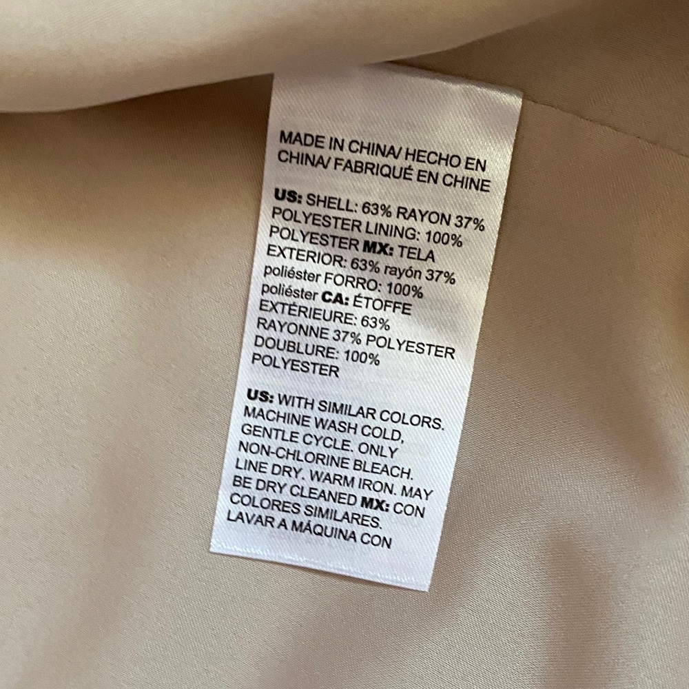 CHICO’S Cream Button-Front Lightweight Jacket - Picture 9 of 10